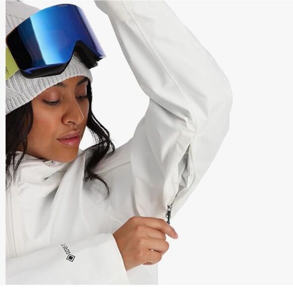 Spyder Women’s Volt GTX Shell Ski Jacket - Picture 3 of 11